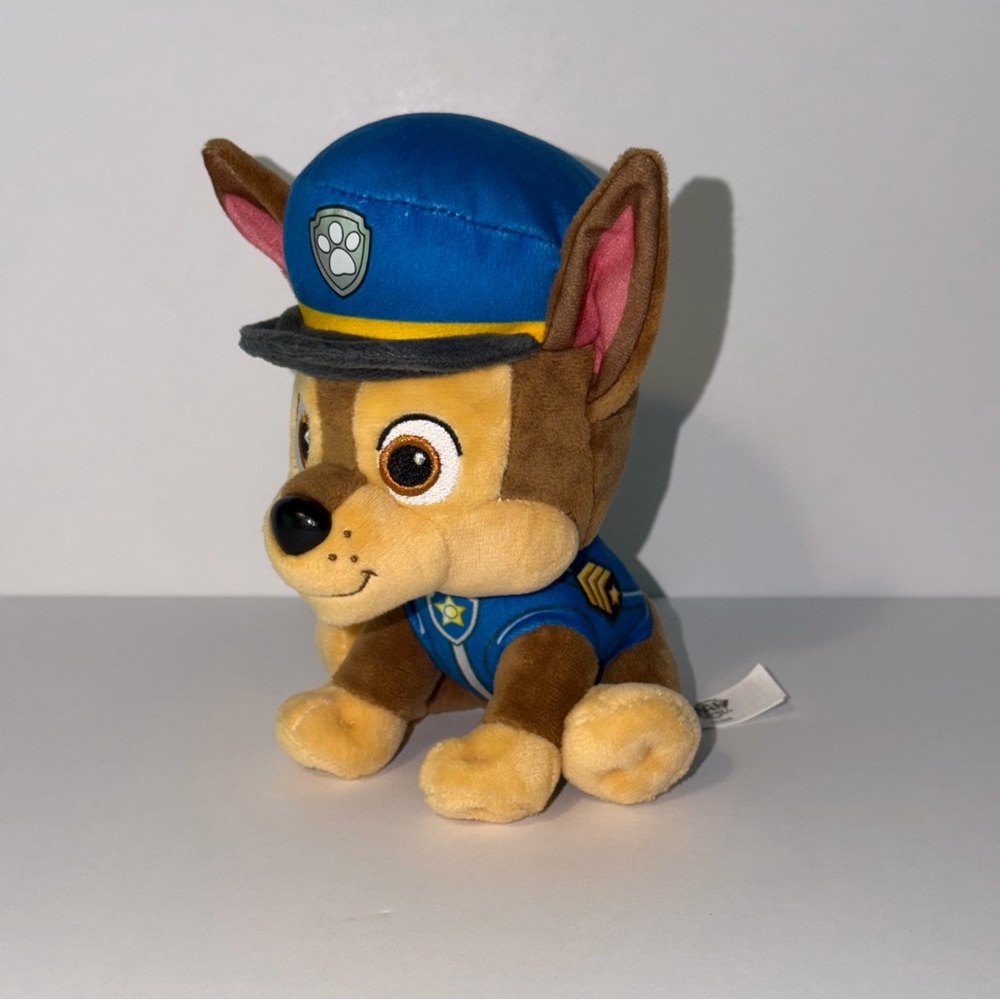 Paw Patrol Chase Police Uniform Sitting Plush Toy - Picture 11 of 12